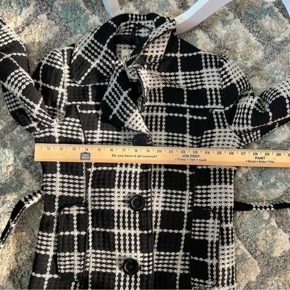 Me Jane Textured Plaid Belted jacket Black White Buttons size small - Picture 8 of 10